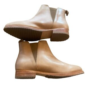 Women’s Chelsea Leather Tan Nisolo Ankle Boot New size 9 in box